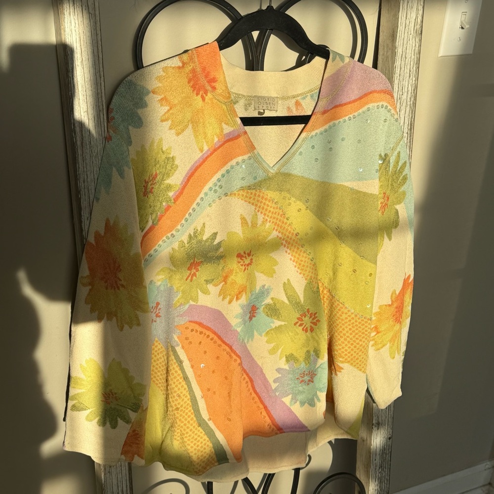 Sigrid Olsen Sport Vintage V-Neck Colorful Floral Top‎ Estimate Size Medium